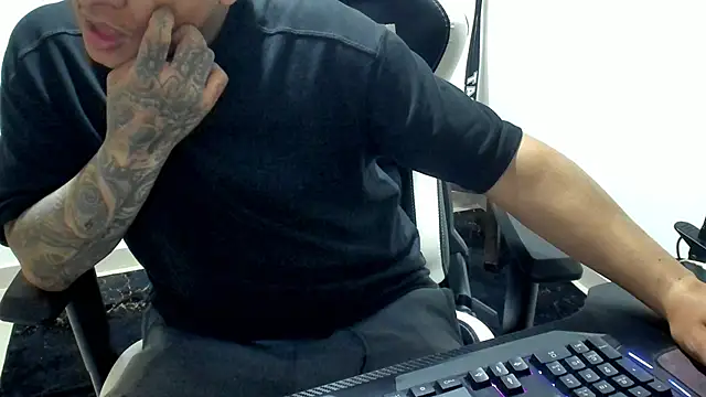 Snapshot of stebankechima chatting on October 10, 2025, 12:22 am stebankechima online show from October 10, 2025, 12:22 am