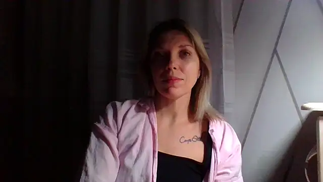 VelvetLove287 online show from February 21, 2025, 8:05 pm