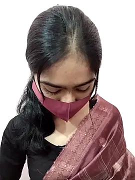 Snapshot of Arisha- chatting on December 14, 2025, 6:24 pm Arisha- online show from December 14, 2025, 6:24 pm