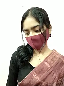 Snapshot of Arisha- chatting on December 13, 2025, 8:04 pm Arisha- online show from December 13, 2025, 8:04 pm