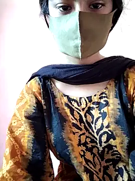 Snapshot of Arisha- chatting on October 20, 2025, 6:48 am Arisha- online show from October 20, 2025, 6:48 am