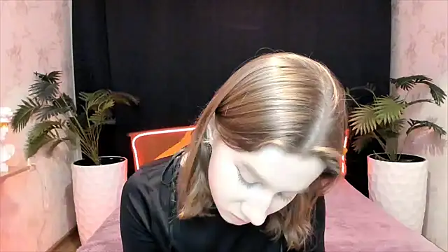 EnigmaSee online show from February 6, 2025, 12:04 pm