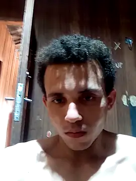 Snapshot of jhonmenas14 chatting on November 8, 2025, 7:28 pm jhonmenas14 online show from November 8, 2025, 7:28 pm