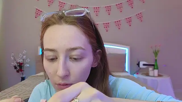 MichaDenver online show from February 20, 2026, 10:06 am