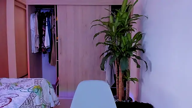 Snapshot of aldrinwhite chatting on December 2, 2025, 4:52 pm aldrinwhite online show from December 2, 2025, 4:52 pm