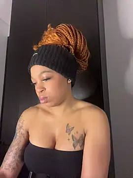 Snapshot of Melany_Williams chatting on June 5, 2026, 1:06 pm Melany Williams online show from June 5, 2026, 1:06 pm