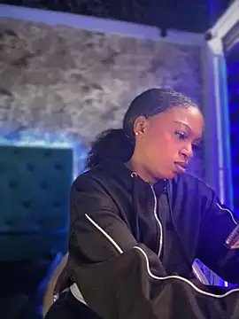 Melany Williams online show from November 20, 2025, 12:50 pm