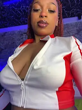 Snapshot of Melany_Williams chatting on June 16, 2026, 12:16 pm Melany Williams online show from June 16, 2026, 12:16 pm