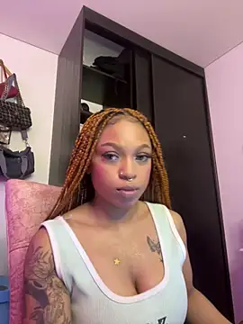 Snapshot of Melany_Williams chatting on May 23, 2026, 11:37 pm Melany Williams online show from May 23, 2026, 11:37 pm