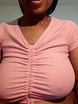 Snapshot of realsquirter chatting on October 17, 2025, 9:12 am realsquirter online show from October 17, 2025, 9:12 am