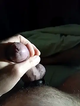 demoniczny82 online show from December 17, 2024, 11:27 pm