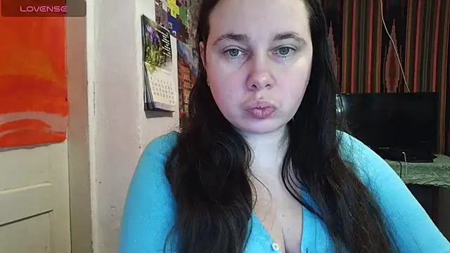 Cora Maro online show from March 5, 2026, 12:35 pm