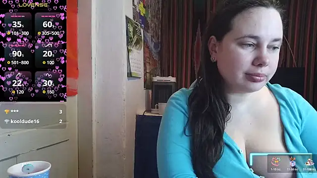 Snapshot of Cora_Maro chatting on May 14, 2026, 11:24 pm Cora Maro online show from May 14, 2026, 11:24 pm