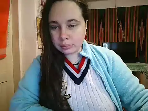 Cora Maro online show from December 23, 2025, 7:40 am