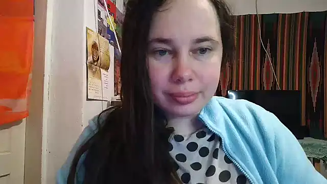 Cora Maro online show from December 18, 2025, 11:30 pm