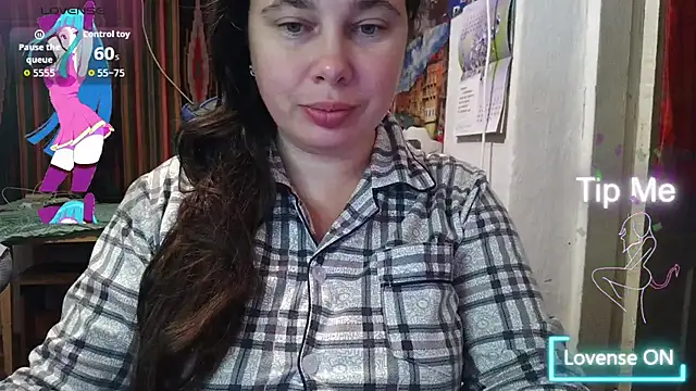 Cora Maro online show from September 26, 2025, 11:44 pm