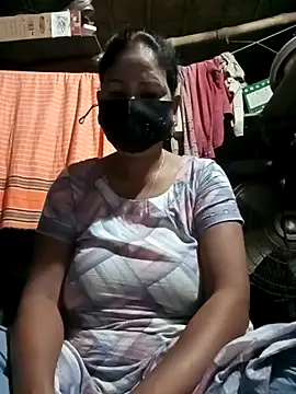 Snapshot of Neha-Roy chatting on September 15, 2025, 10:21 pm Neha-Roy online show from September 15, 2025, 10:21 pm