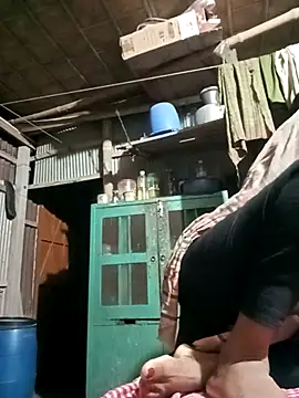 Snapshot of Neha-Roy chatting on October 11, 2025, 10:22 pm Neha-Roy online show from October 11, 2025, 10:22 pm