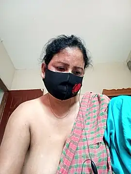 Snapshot of Neha-Roy chatting on May 24, 2026, 7:19 am Neha-Roy online show from May 24, 2026, 7:19 am