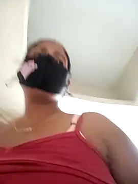 Snapshot of Neha-Roy chatting on September 13, 2025, 5:29 am Neha-Roy online show from September 13, 2025, 5:29 am