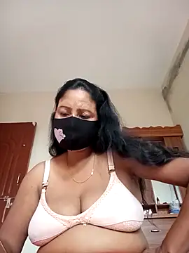 Snapshot of Neha-Roy chatting on October 7, 2025, 4:57 am Neha-Roy online show from October 7, 2025, 4:57 am