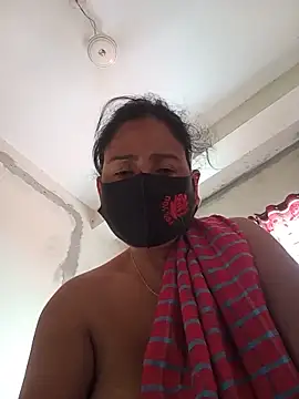 Snapshot of Neha-Roy chatting on May 19, 2026, 5:25 am Neha-Roy online show from May 19, 2026, 5:25 am