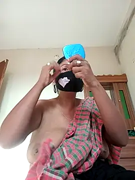 Snapshot of Neha-Roy chatting on September 28, 2025, 10:33 am Neha-Roy online show from September 28, 2025, 10:33 am