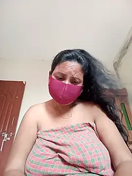 Snapshot of Neha-Roy chatting on July 4, 2026, 5:25 am Neha-Roy online show from July 4, 2026, 5:25 am