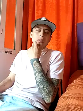 Mich Stev9524 online show from December 22, 2025, 9:04 pm