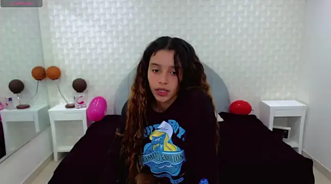 charlotte 0309 online show from February 19, 2025, 6:33 am