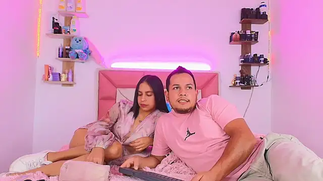 KattiaRose online show from March 15, 2025, 11:39 pm