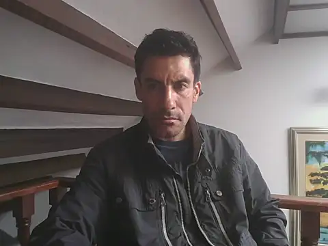 Snapshot of elkike1980 chatting on April 30, 2026, 2:13 pm elkike1980 online show from April 30, 2026, 2:13 pm