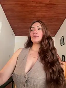 emmily d online show from June 9, 2026, 7:04 pm