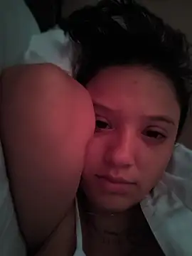Snapshot of LorenRosse chatting on July 31, 2026, 2:00 am LorenRosse online show from July 31, 2026, 2:00 am