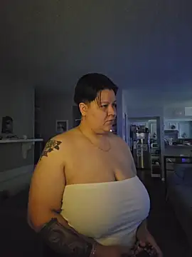 Snapshot of DevilDahm chatting on October 26, 2025, 6:30 pm DevilDahm online show from October 26, 2025, 6:30 pm