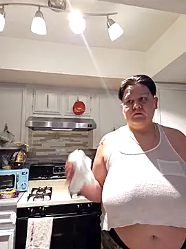 Snapshot of DevilDahm chatting on October 5, 2025, 1:40 am DevilDahm online show from October 5, 2025, 1:40 am