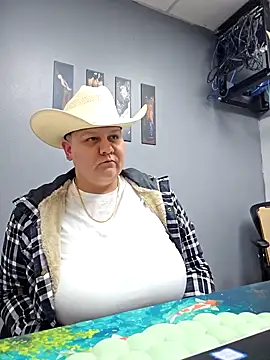 Snapshot of DevilDahm chatting on September 10, 2025, 9:25 pm DevilDahm online show from September 10, 2025, 9:25 pm