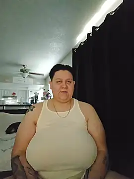 Snapshot of DevilDahm chatting on November 1, 2025, 7:19 pm DevilDahm online show from November 1, 2025, 7:19 pm