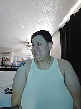 Snapshot of DevilDahm chatting on October 25, 2025, 8:42 pm DevilDahm online show from October 25, 2025, 8:42 pm