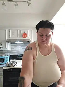 Snapshot of DevilDahm chatting on October 24, 2025, 11:48 pm DevilDahm online show from October 24, 2025, 11:48 pm