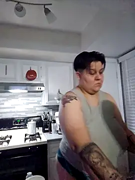 Snapshot of DevilDahm chatting on September 19, 2025, 1:09 am DevilDahm online show from September 19, 2025, 1:09 am