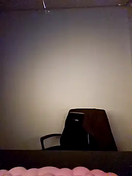 Snapshot of DevilDahm chatting on March 12, 2025, 4:24 pm DevilDahm online show from March 12, 2025, 4:24 pm