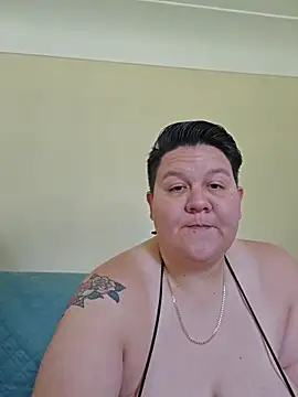 Snapshot of DevilDahm chatting on June 13, 2026, 7:23 pm DevilDahm online show from June 13, 2026, 7:23 pm