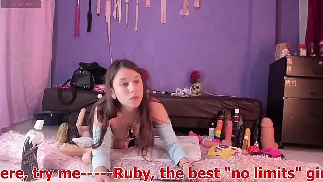 RubyEmerald online show from February 3, 2026, 3:04 am