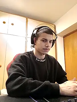 BigDickEnrg7195 online show from February 20, 2025, 10:26 pm