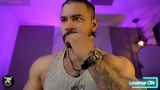 Snapshot of jaxon_colton chatting on July 31, 2026, 12:21 am jaxon colton online show from July 31, 2026, 12:21 am