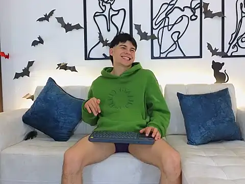 Deam Broowm online show from October 17, 2025, 9:16 pm