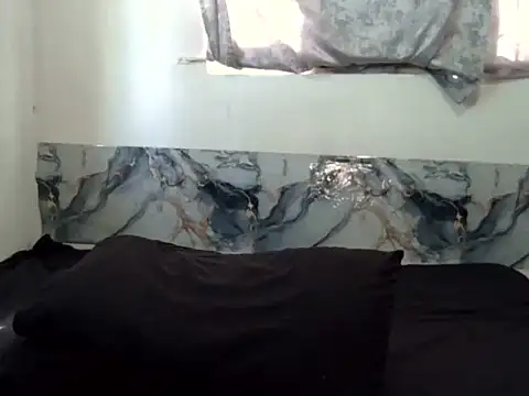Snapshot of GORGEOUSLIPS chatting on April 10, 2026, 7:15 am GORGEOUSLIPS online show from April 10, 2026, 7:15 am