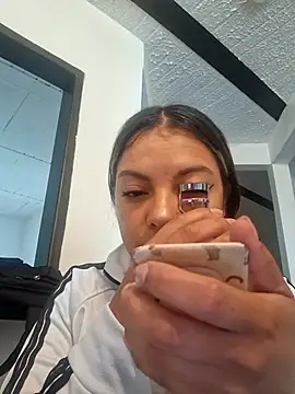 Snapshot of Daila_20_ chatting on December 2, 2025, 12:51 pm Daila 20 online show from December 2, 2025, 12:51 pm