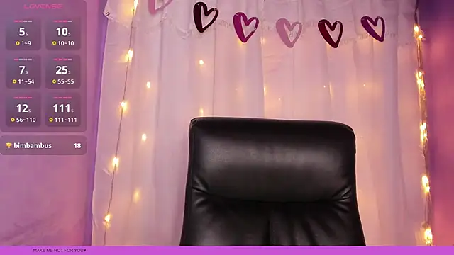 Snapshot of DalilaMassu chatting on February 27, 2025, 3:59 pm DalilaMassu online show from February 27, 2025, 3:59 pm